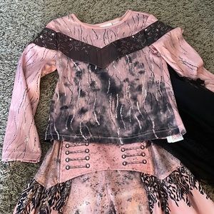 2-piece size 4 (up to 104cm) Disney Descendant’s Audrey costume